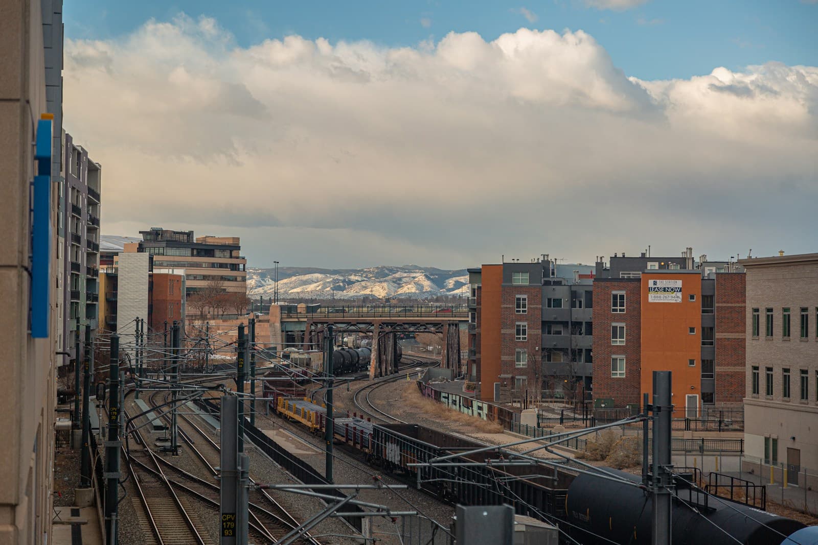 Denver, Colorado cityscape and street view